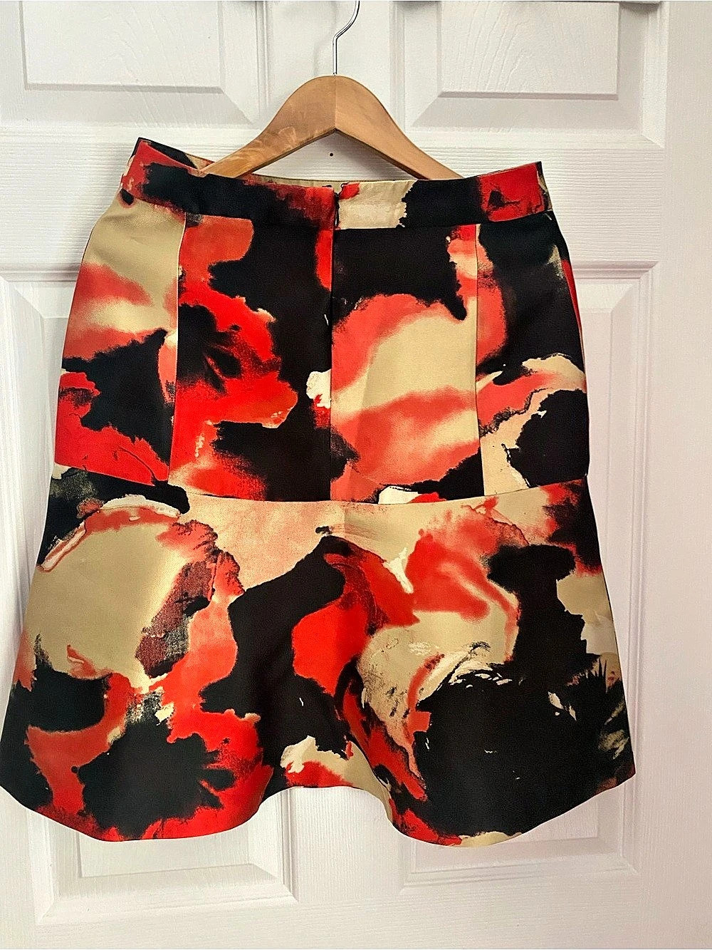 Moschino Abstract Print Skirt in Red & Black US 8 Like New #15